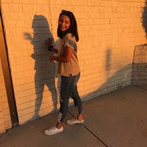 Meet your Posher, Hailey
